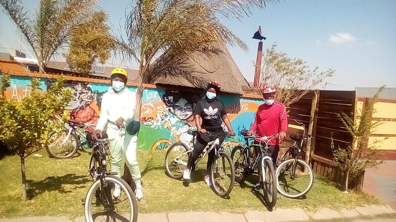 Authentic Bicycle Tours And Backpackers Hostel Soweto Kültér fotó