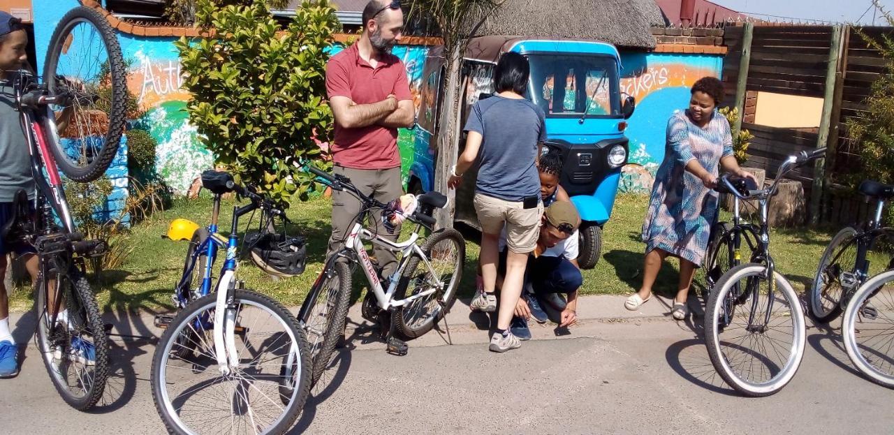Authentic Bicycle Tours And Backpackers Hostel Soweto Kültér fotó