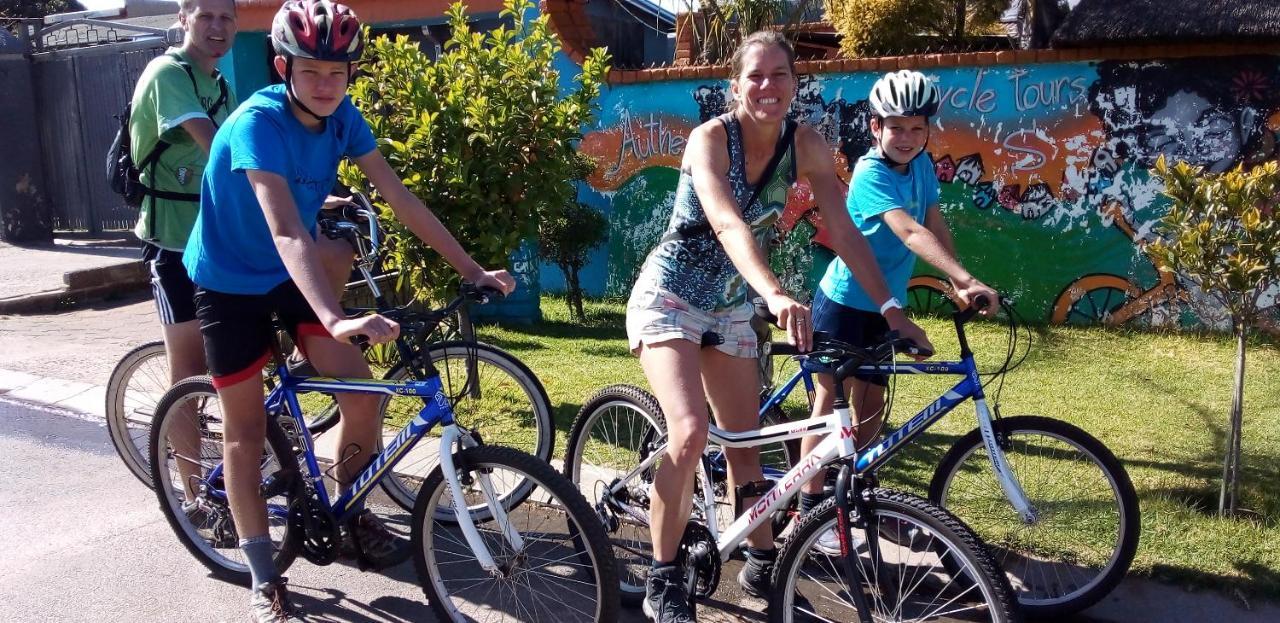 Authentic Bicycle Tours And Backpackers Hostel Soweto Kültér fotó