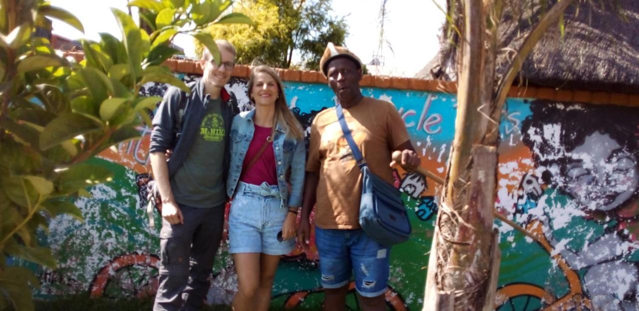 Authentic Bicycle Tours And Backpackers Hostel Soweto Kültér fotó