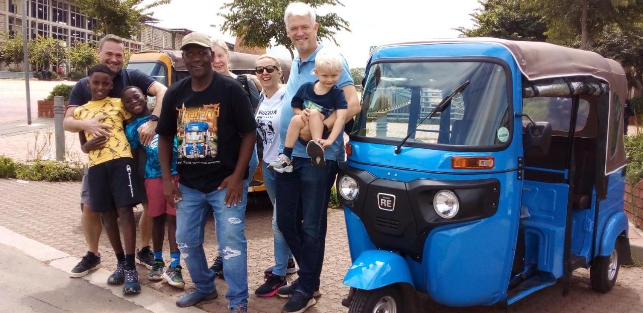 Authentic Bicycle Tours And Backpackers Hostel Soweto Kültér fotó