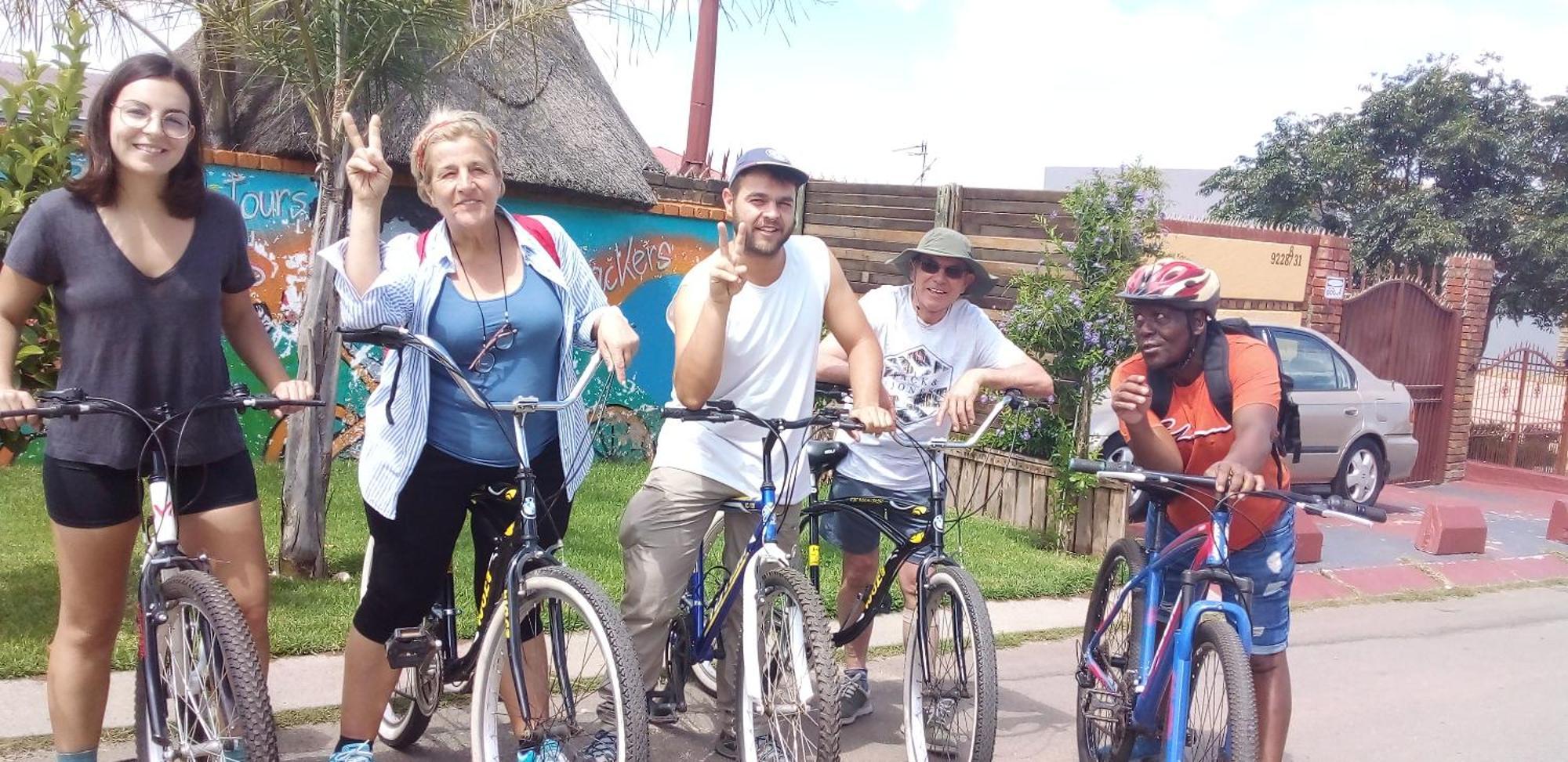 Authentic Bicycle Tours And Backpackers Hostel Soweto Szoba fotó